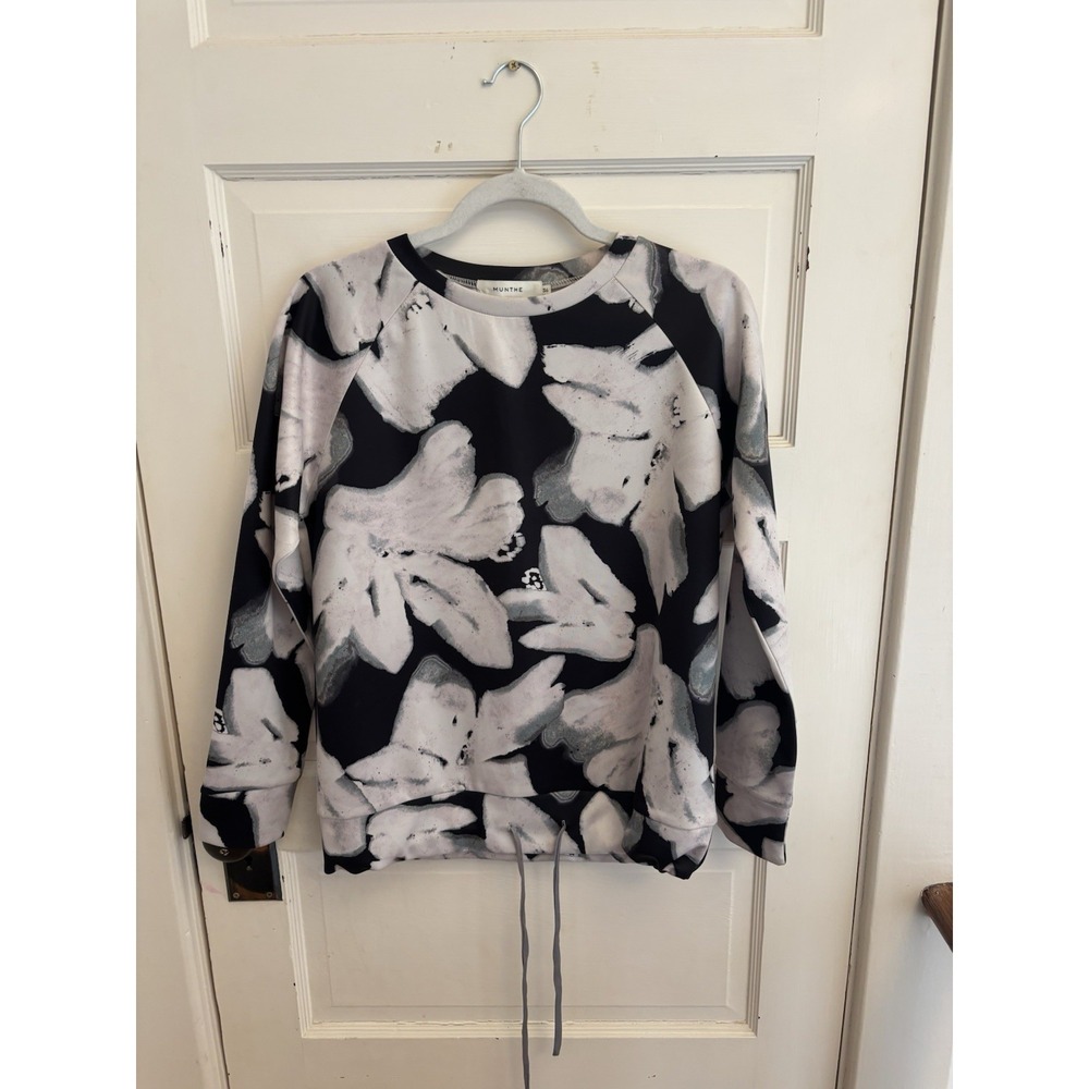 Munthe Black Floral Sweatshirt Drawstring Waist Size 36/ US Size 6